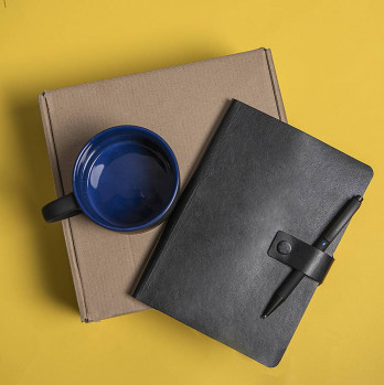 Набор подарочный DYNAMIC: кружка, ежедневник, ручка,  стружка, коробка, черный/синий
