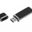 USB 2.0- флешка на 32 Гб компактной формы