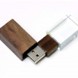 USB 2.0- флешка на 64 Гб прямоугольной формы, под гравировку 3D логотипа
