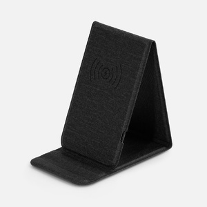 Подставка для смартфона с беспроводной зарядкой Kickstand, серая G-17485.10 фото 4