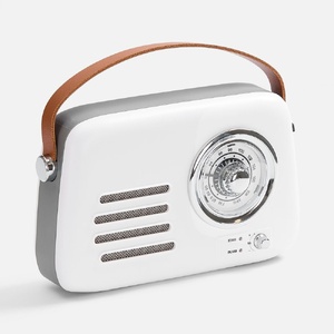 Bluetooth-колонка с радио Retronica, белая G-18751.60 фото 4