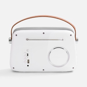 Bluetooth-колонка с радио Retronica, белая G-18751.60 фото 6