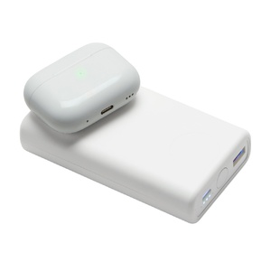Внешний беспроводной аккумулятор 2-в-1 с функцией зарядки Apple Watch, QC/PD «AtomIQ», 10000 мАч, белый OA-595846 фото 10